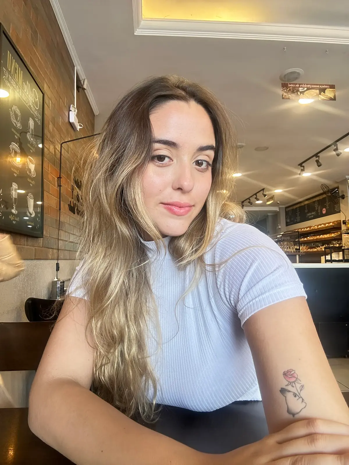 Retrato de Malu Sampaio, design e direção criativa na Centria